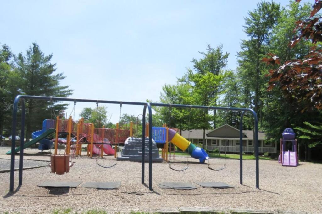 Вілла The Family Getaway Tobyhanna Екстер'єр фото