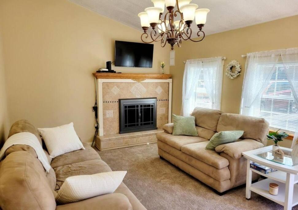 Вілла The Family Getaway Tobyhanna Екстер'єр фото